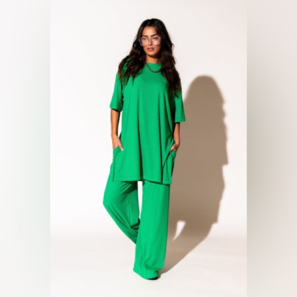 NWT DRESSED IN LALA - Leveled Up Ribbed Playsuit in Green